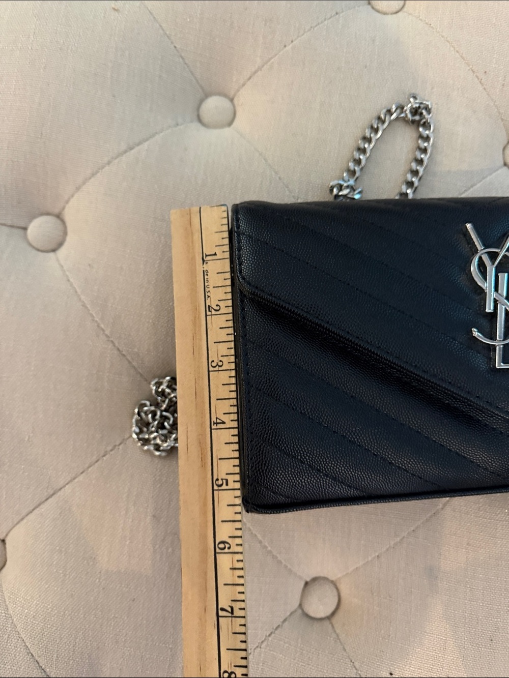 Black Quilted Crossbody Silver Chain - Picture 13 of 14